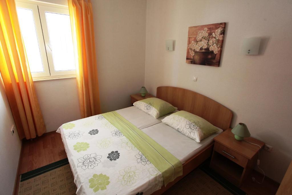 Apartments Akmadzic Makarska Exterior foto