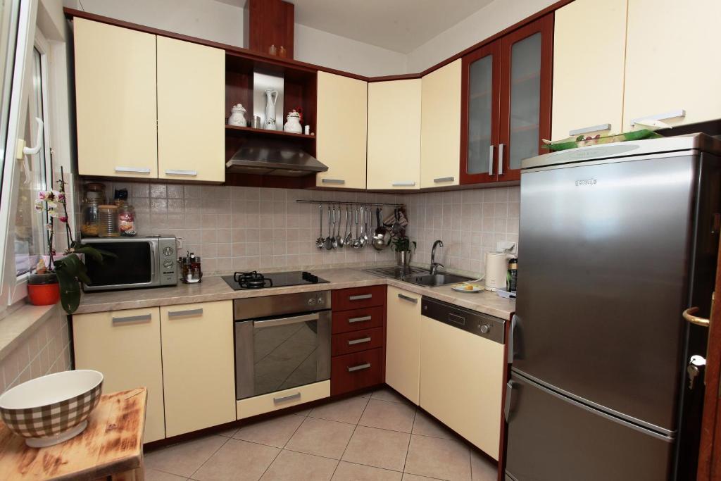 Apartments Akmadzic Makarska Exterior foto