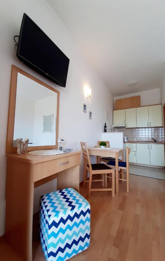 Apartments Akmadzic Makarska Exterior foto